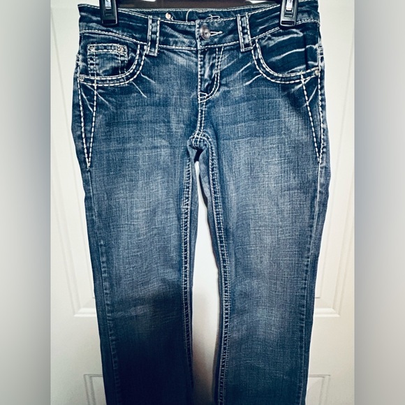 🌟🌟EUC🌟🌟 ROSE BOOT CUT SIZE 26/34 Classic Woman’s Blue Jeans - Picture 2 of 13